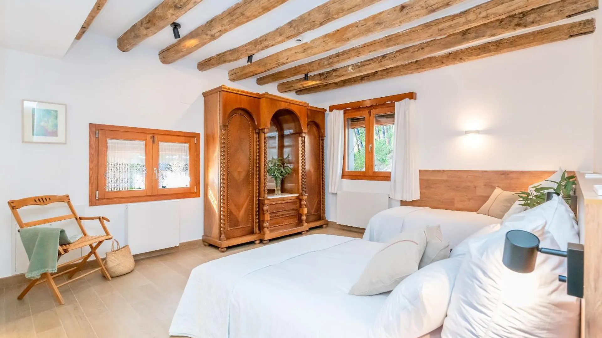 La Terraza - Grosszuegiges Appartment In Katalanischer Masia Sant Iscle De Vallalta شقة