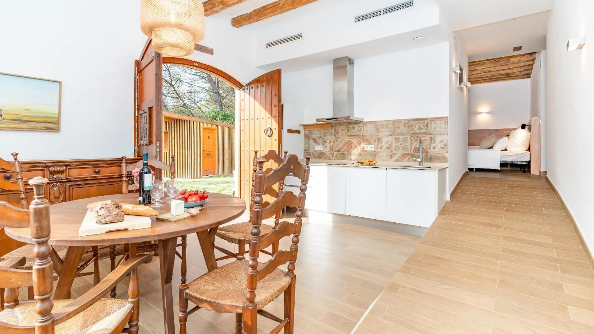 La Terraza - Grosszuegiges Appartment In Katalanischer Masia Sant Iscle De Vallalta إسبانيا